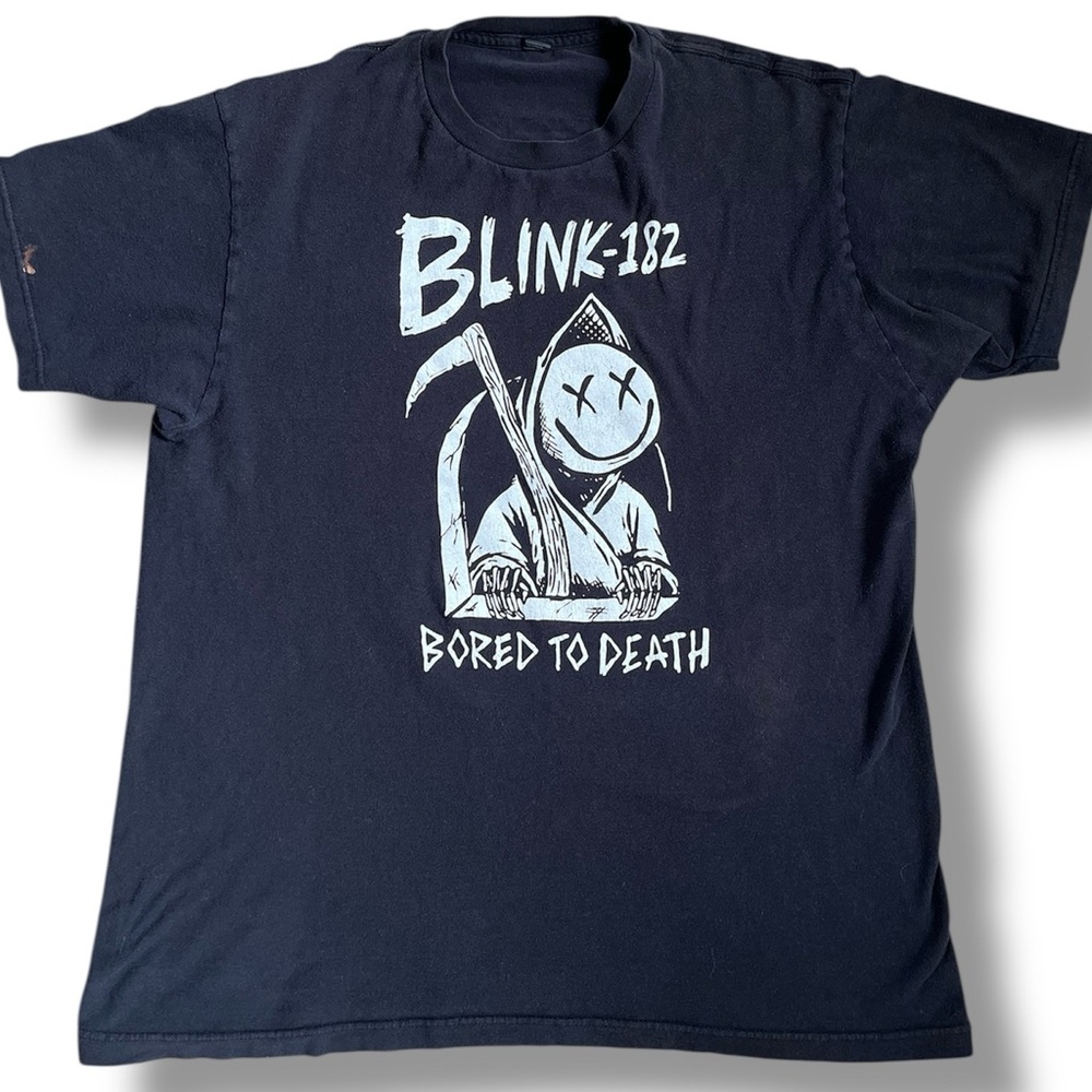 Blink 182 On Tour Bored To Death 2016 Shirt Size Large Short Sleeve Distressed